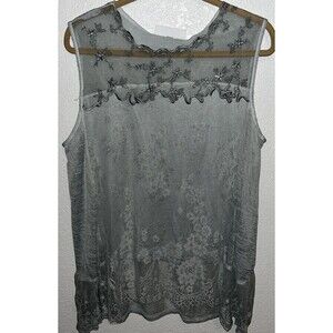 LaBellum By Hillary Scott Top Floral Embroidered Women Sz L Gray